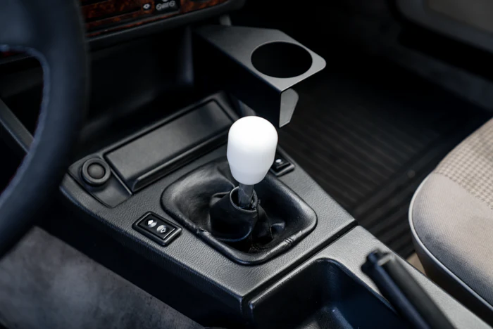 Garagistic - Standard White Delrin Shift Knob for BMW E21, E28, E30, E34, E36, E46 - Image 2